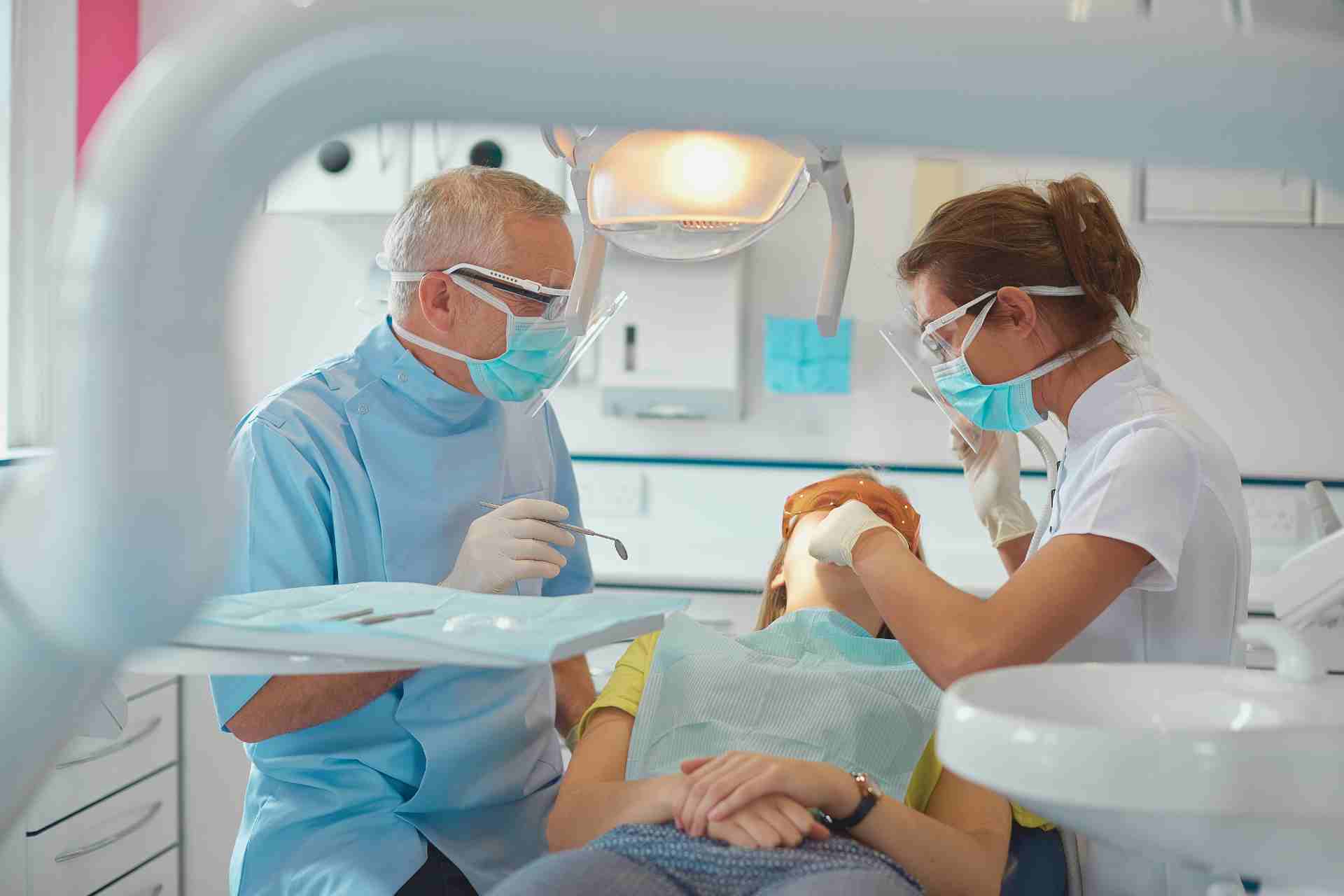 Dentist in Bon Aqua, TN